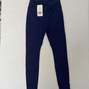 Fabletics Blue Trinity high waisted pocket leggings. Pockets on the waistband.